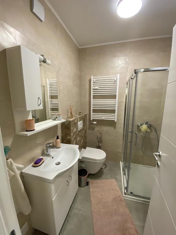 Lux Advent Apartment Subotica Extérieur photo